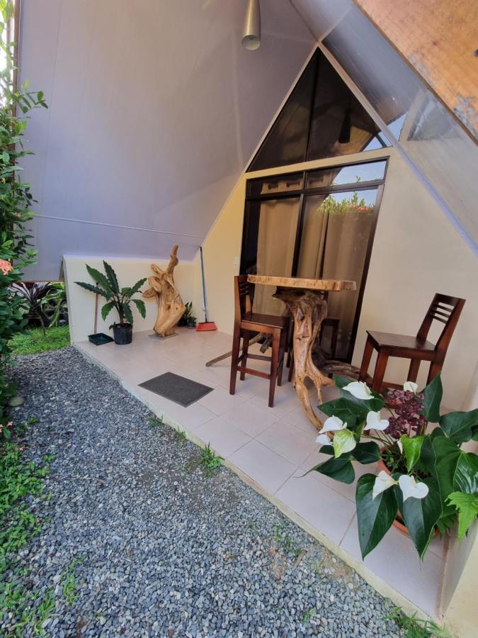 Ballena Oasis Homes & Glamping Uvita Luaran gambar