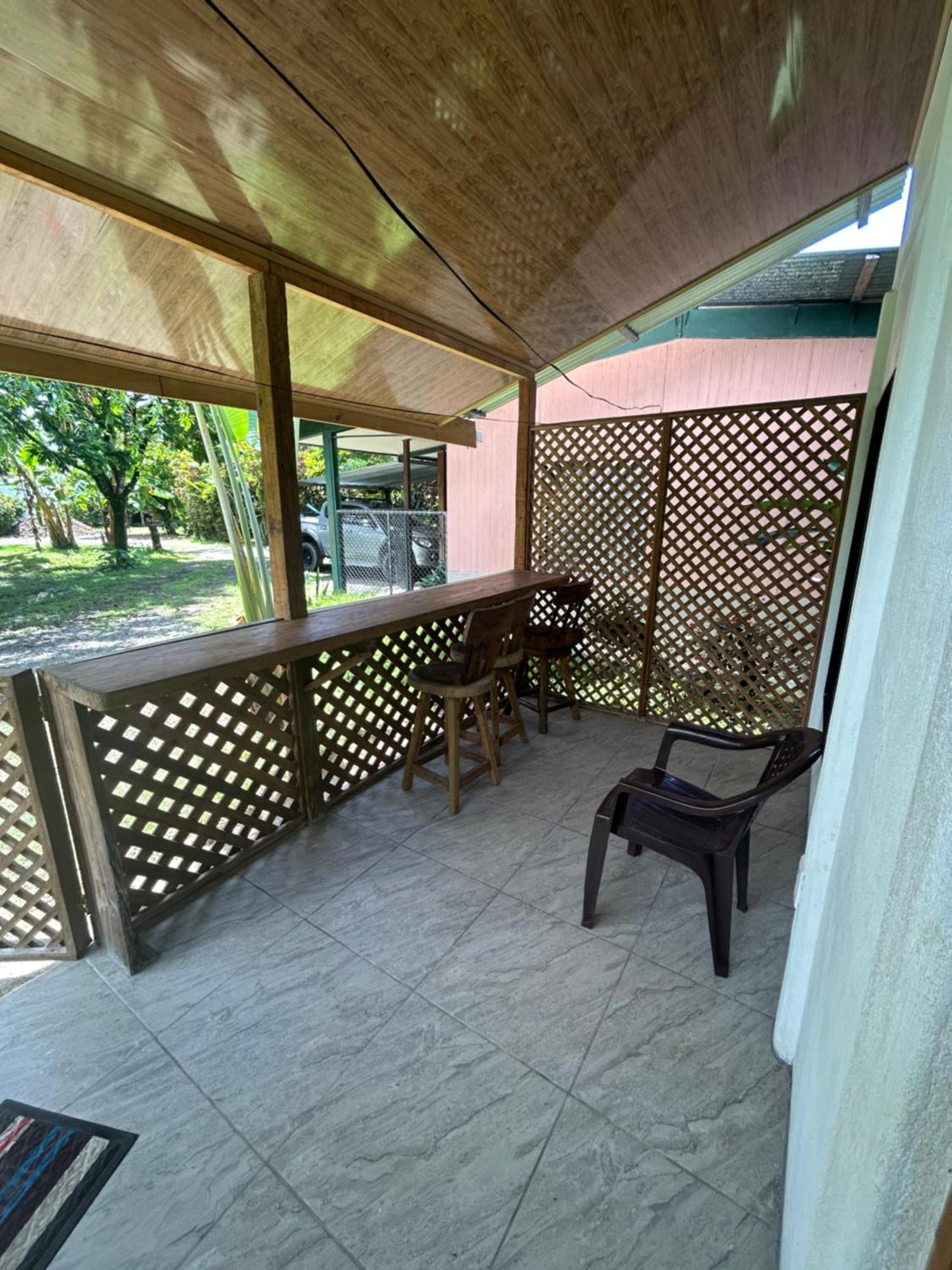 Ballena Oasis Homes & Glamping Uvita Luaran gambar